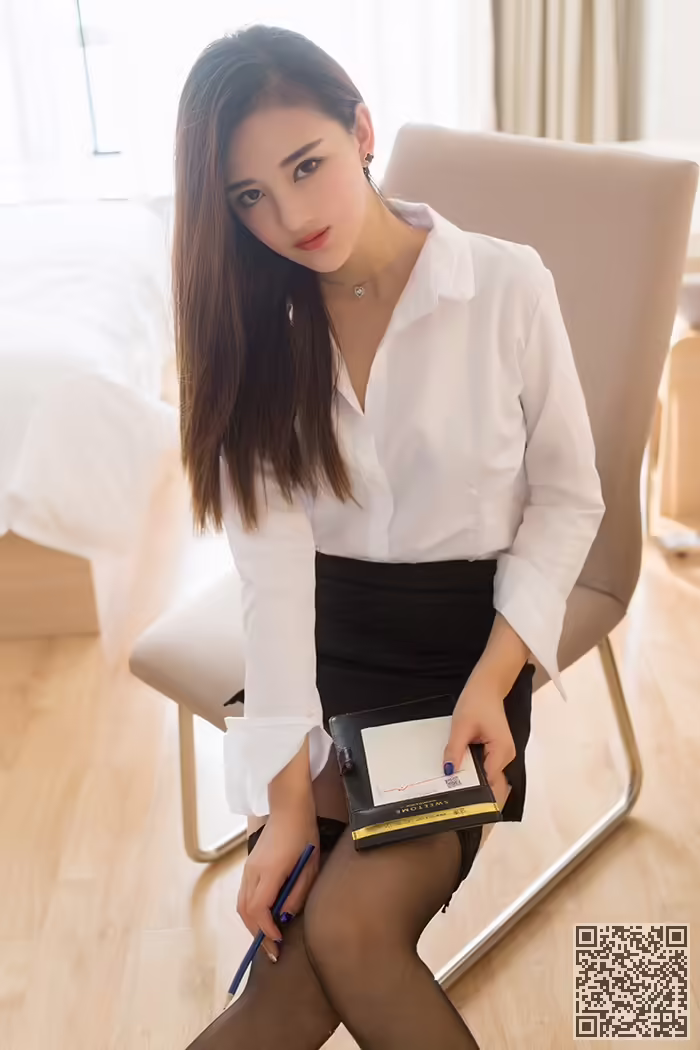 黑丝、少女、女神范