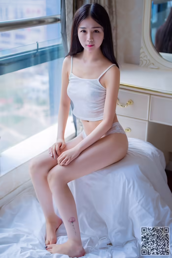邻家女孩、酥胸、美臀