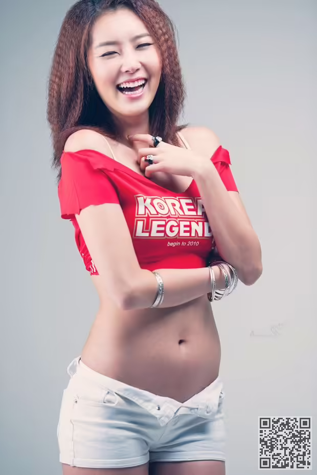 性感车模、李舒情