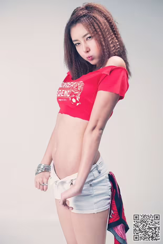 性感车模、李舒情
