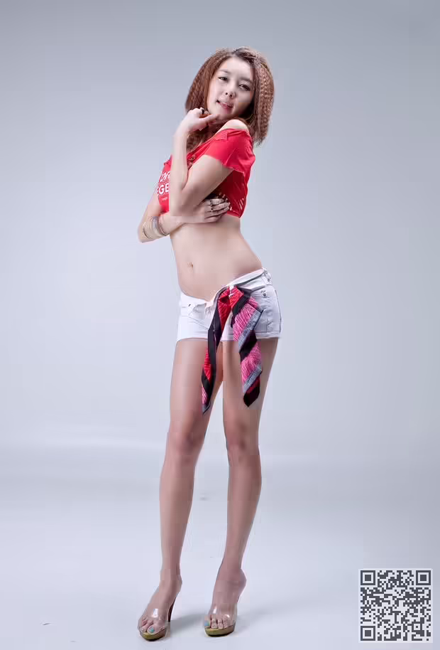性感车模、李舒情