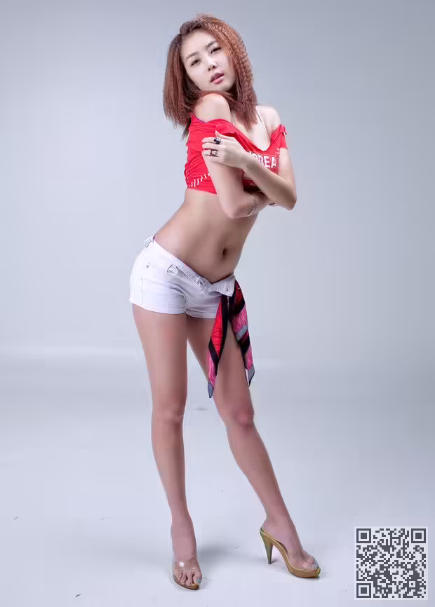 性感车模、李舒情