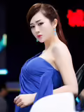 2014年北京车展罗Mengxuan美丽的汽车模型