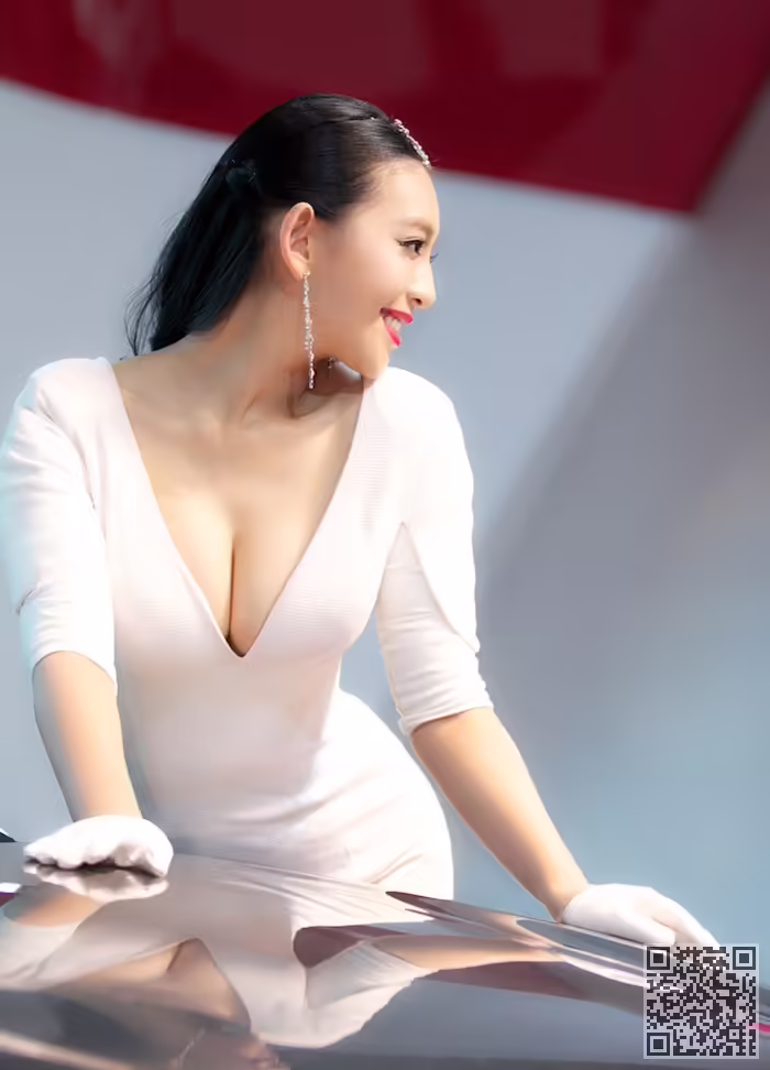 美女、曹阳照片