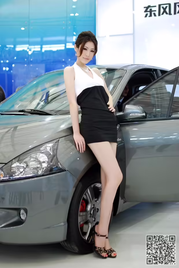 宝马车模、美腿