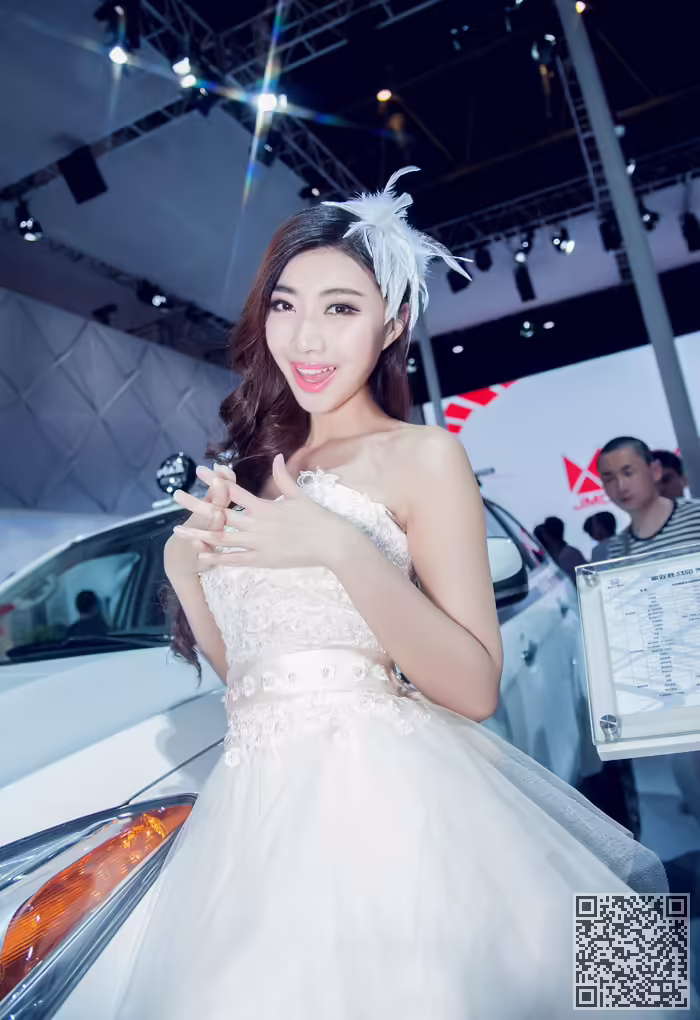 美女、车模