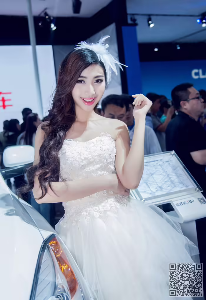 美女、车模