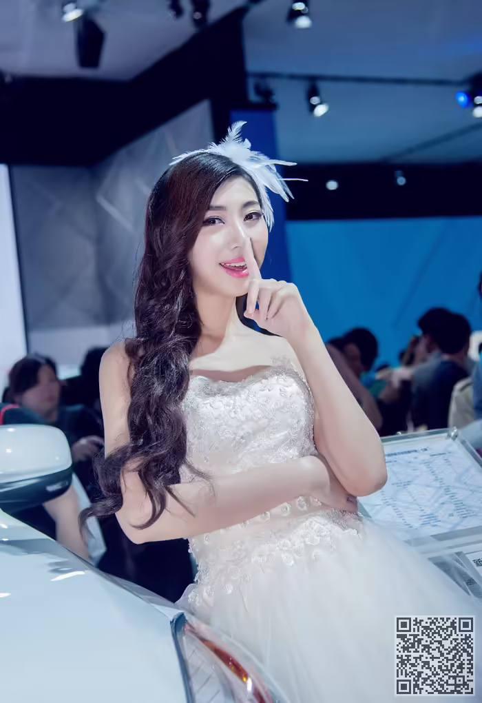 美女、车模