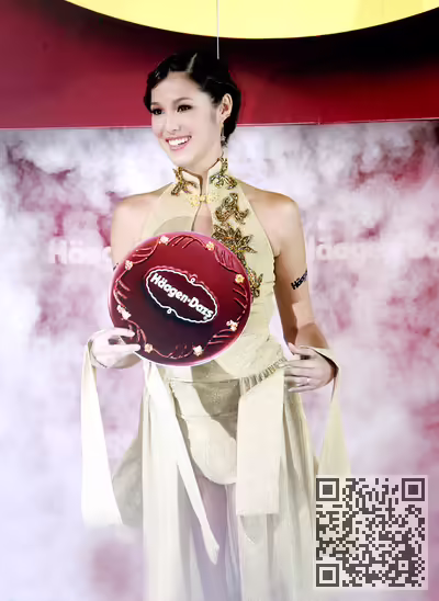 混血名模、香月明美