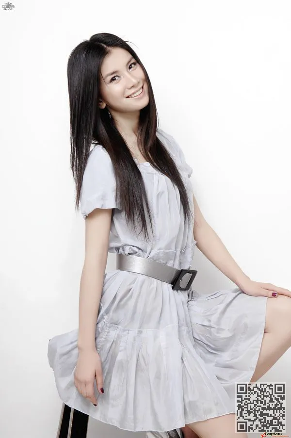 河流系统的新衣服的照片、制服、王迪