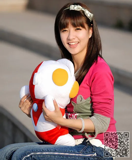 西安大学纯美红色女王的美丽、校花、红美丽、西安大学
