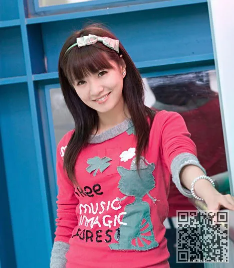 西安大学纯美红色女王的美丽、校花、红美丽、西安大学
