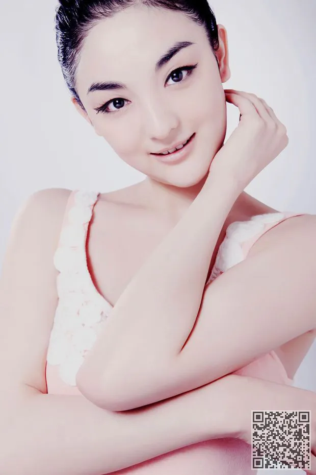 中央戏剧学院美女校花孙璐写真