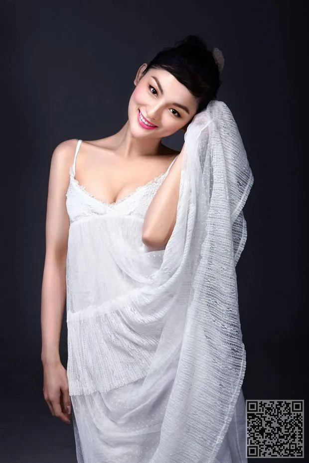 中央戏剧学院美女校花孙璐写真