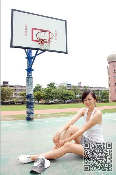 80后美腿幼师自拍秀