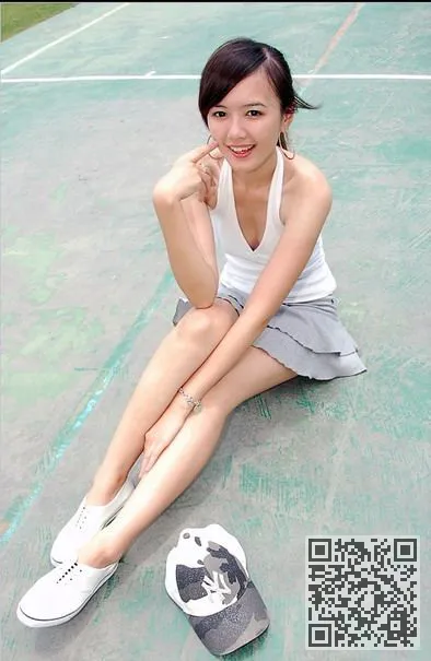 80后美腿幼师自拍秀