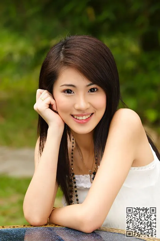 甜蜜美丽的美丽的竹林、养眼美女