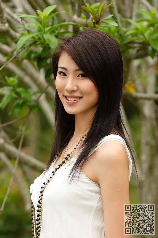 甜蜜美丽的美丽的竹林、养眼美女