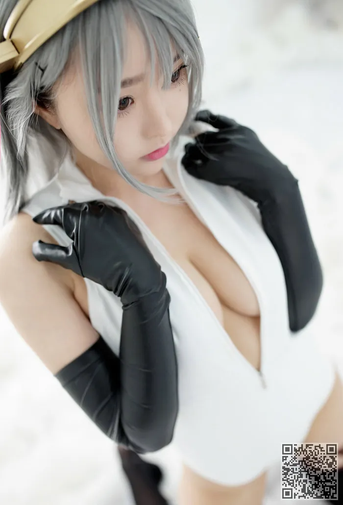 船娘cosplay刘和他的大胆的开胸泳装版、开胸、柳侑绮、泳衣