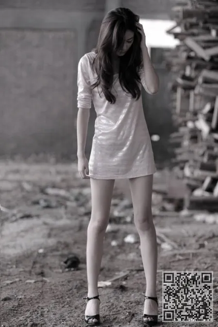 朋克风格的时尚美女