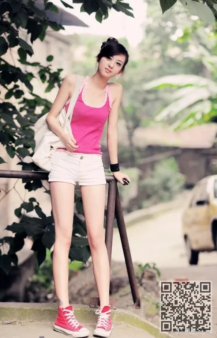 朋克风格的时尚美女