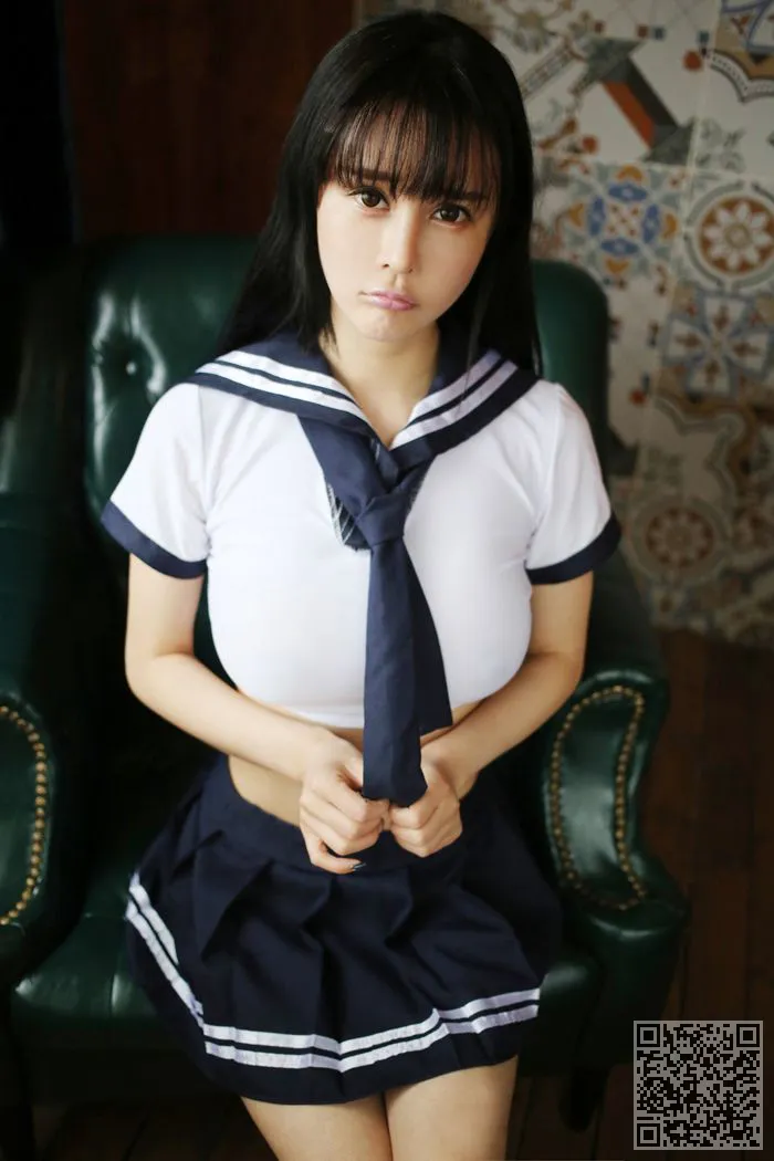 美丽温柔的馆正为温榆学生制服Cai双峰诱人、学生制服、美媛馆、蔡文钰