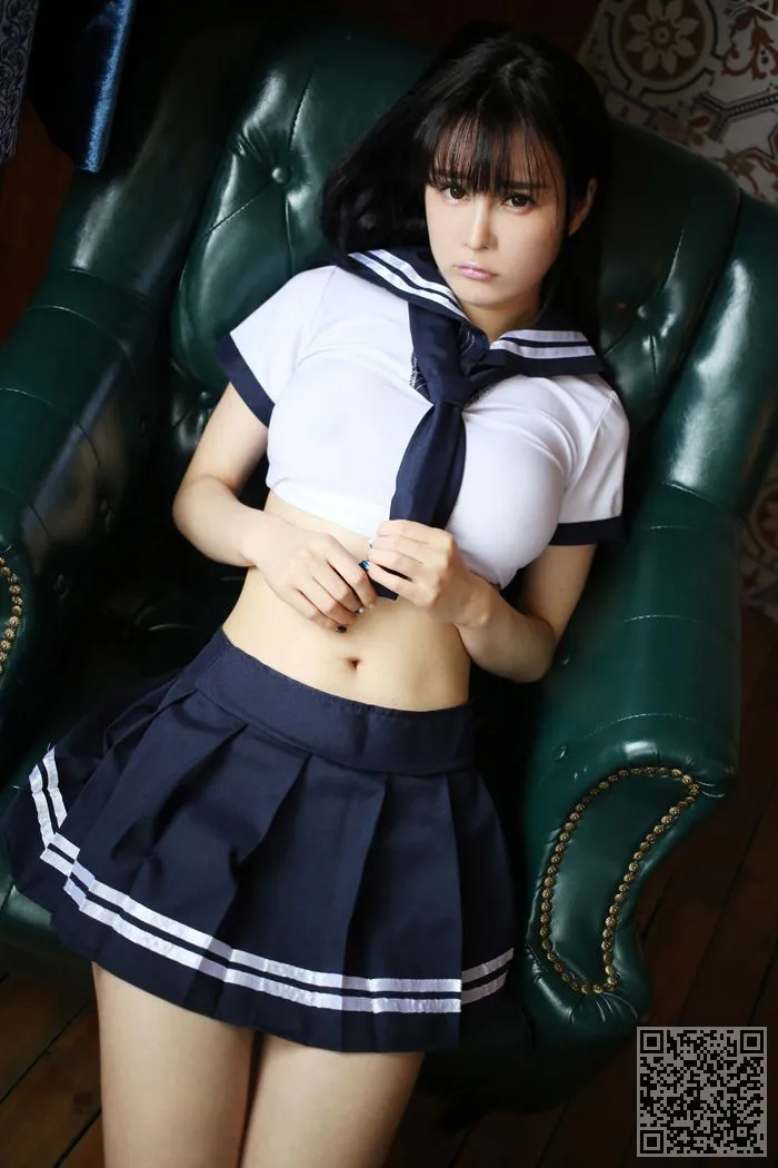 美丽温柔的馆正为温榆学生制服Cai双峰诱人、学生制服、美媛馆、蔡文钰