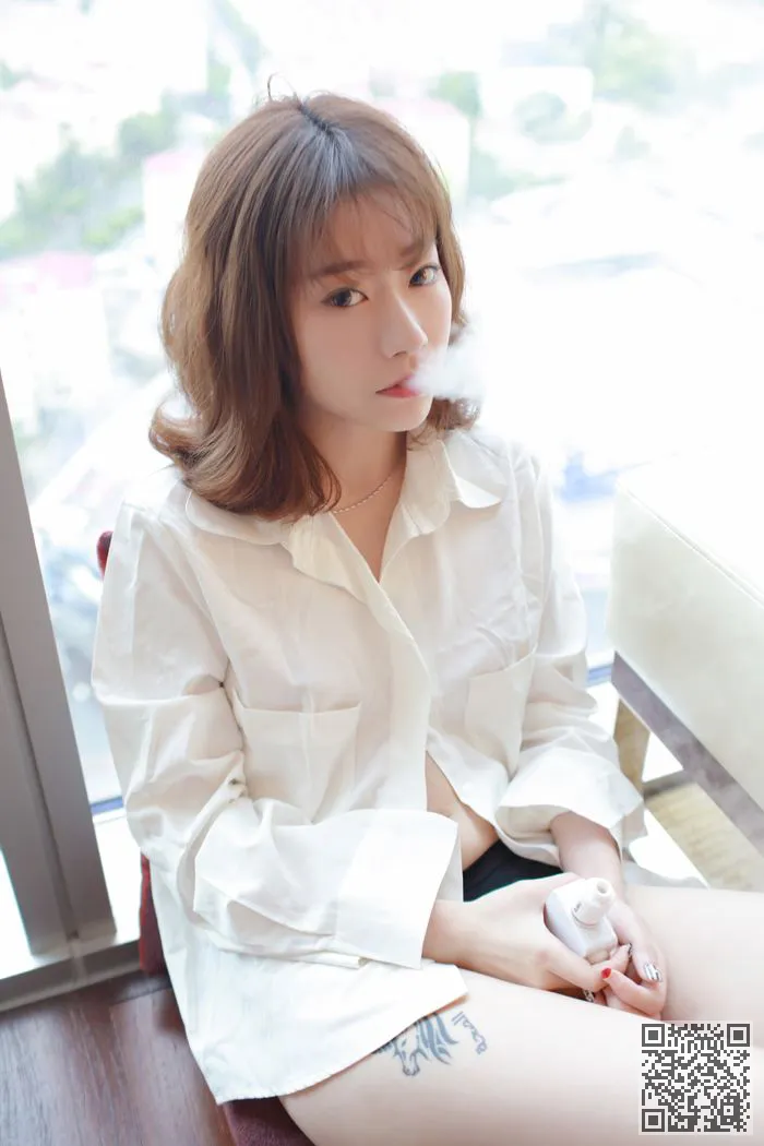 嘘张美陈雨刮外形可爱的腿、搔姿、翘臀美女、销魂、陈思雨