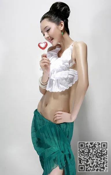 绝色美女迷人小蛮腰