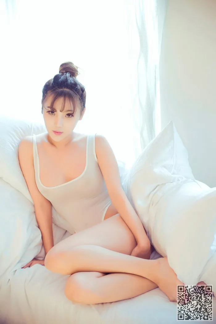 风情但妹妹周穿着漂亮的胸部、周予然、妹子、美乳、风情