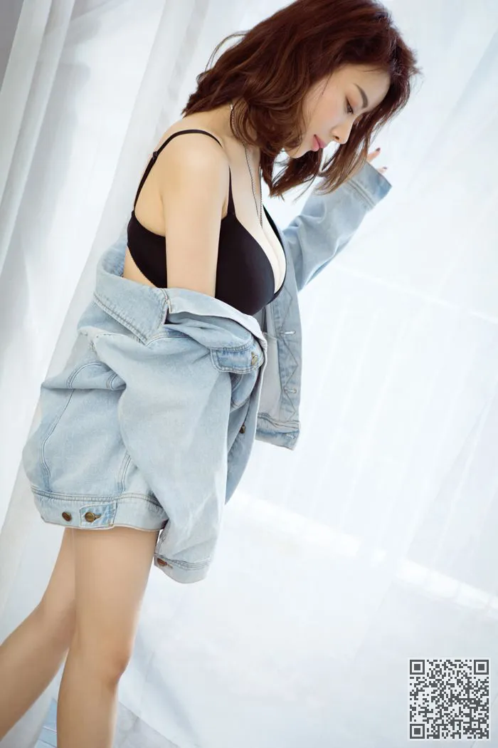 乳房,不羁的女人埃菲私人壮观的人们的愿望、少妇、巨乳、爱菲