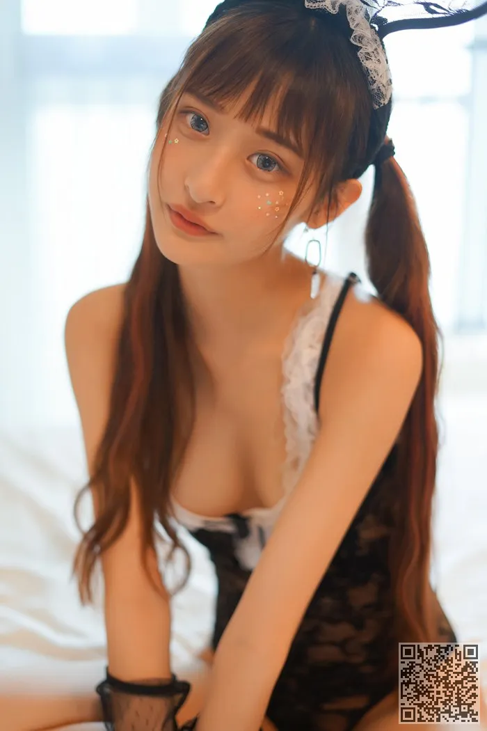 娇俏少女壳女仆装演绎的制服诱惑、制服诱惑、女仆、少女