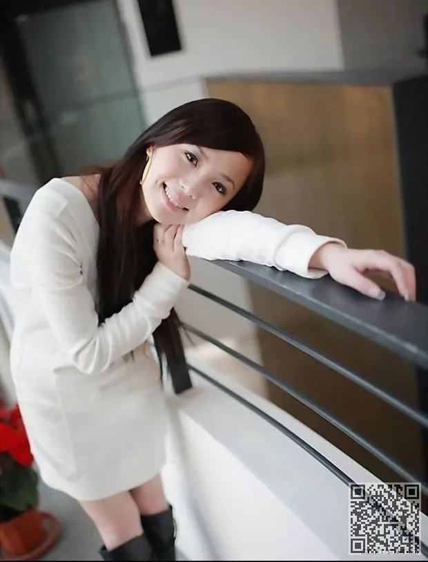 绝色长发美女清新写真
