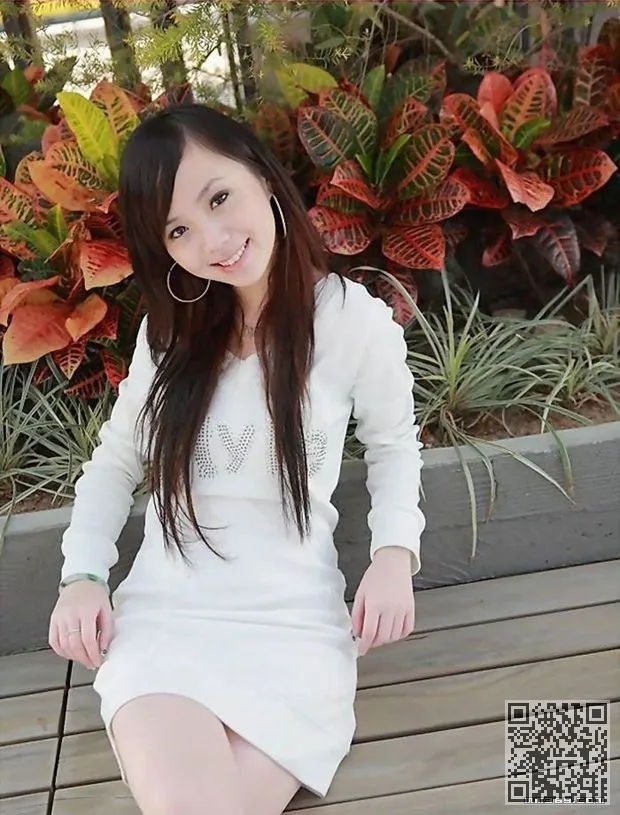 绝色长发美女清新写真
