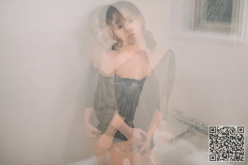 喝醉酒的人的妻子刘伊使用浴湿人的灵魂、人妻、柳侑绮、湿身
