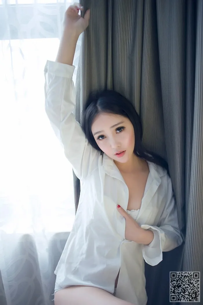大姐姐YiMi丰满的停止、丰乳肥臀、大胸妹、艾弥