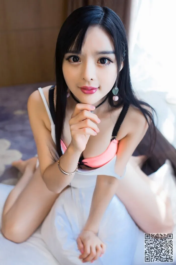 美丽生活柠檬浴巾裹着大显示白色的树干、娇娘、柠檬、胴体