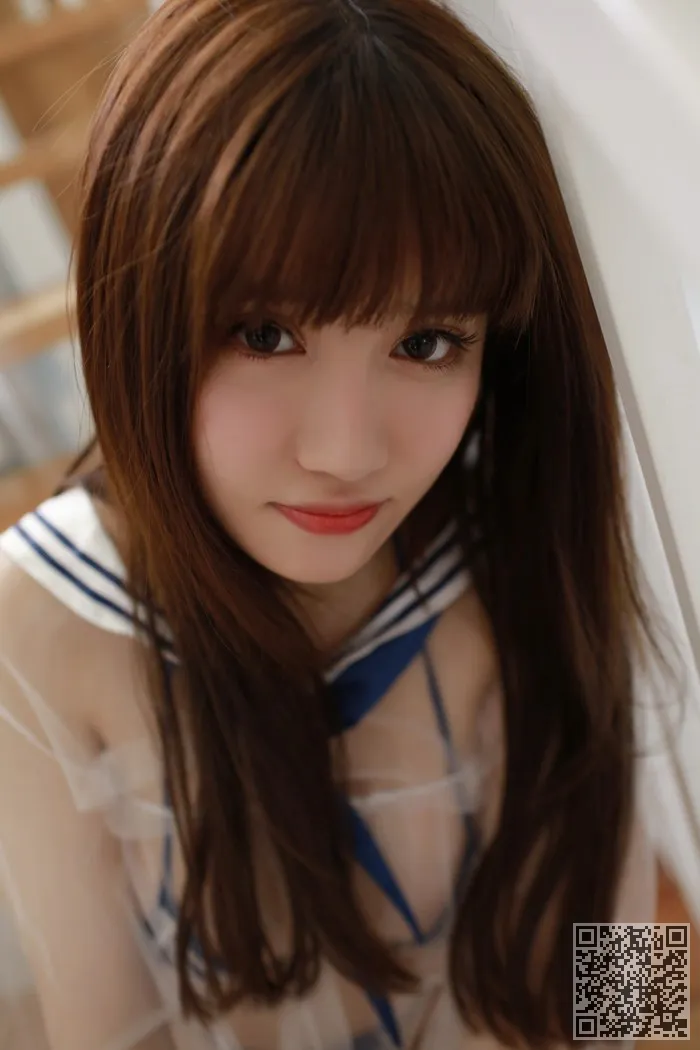 少妇娇萌萌透明薄纱尽显白嫩豪乳