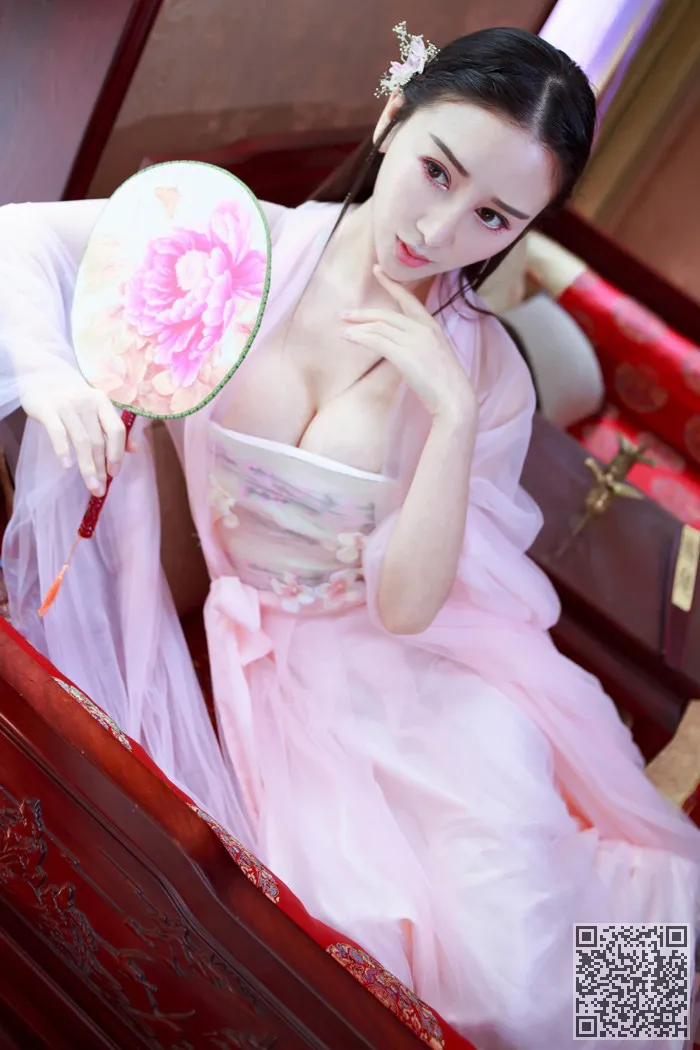 古代皇后邹晶晶真空上阵乳房这是移动、女王、真空、邹晶晶