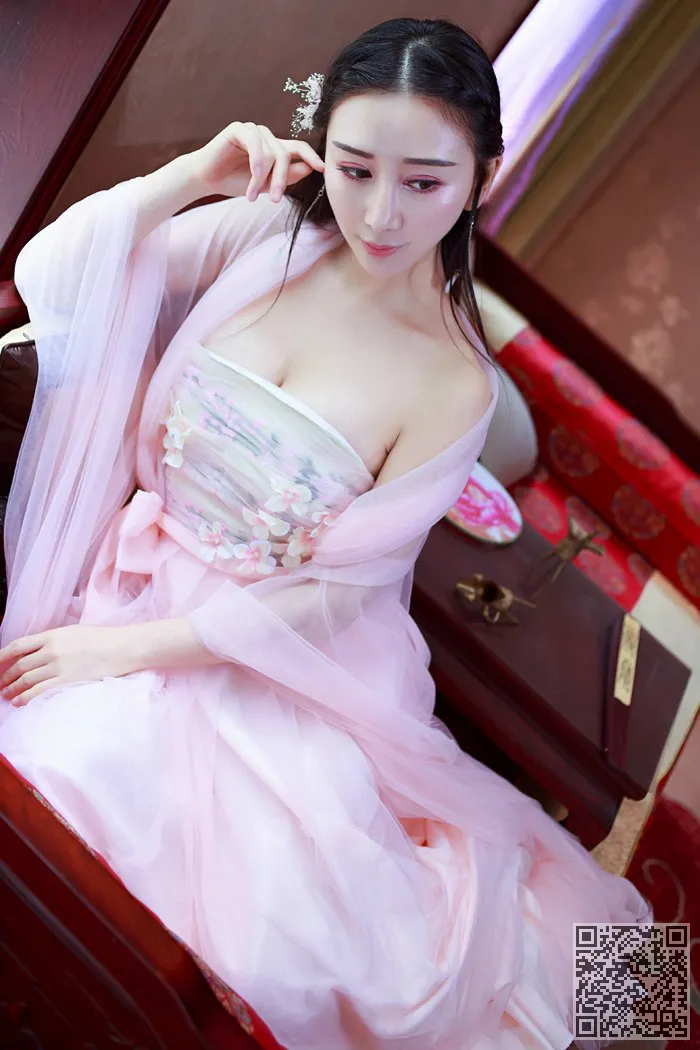 古代皇后邹晶晶真空上阵乳房这是移动、女王、真空、邹晶晶