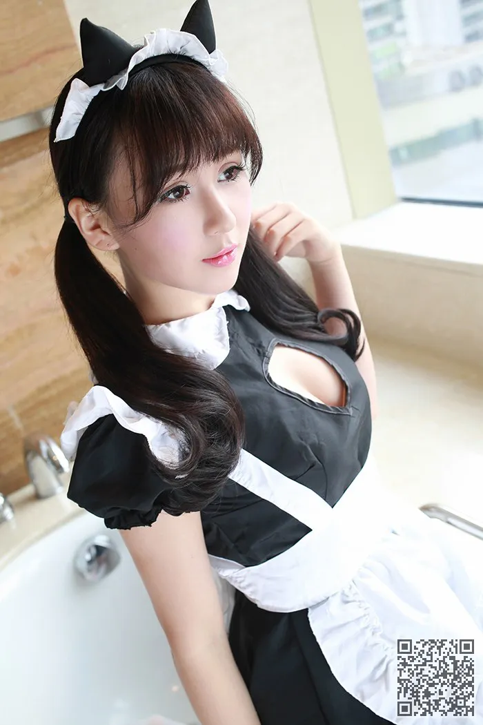 娇媚女仆唐雨辰制服诱惑美乳抢镜