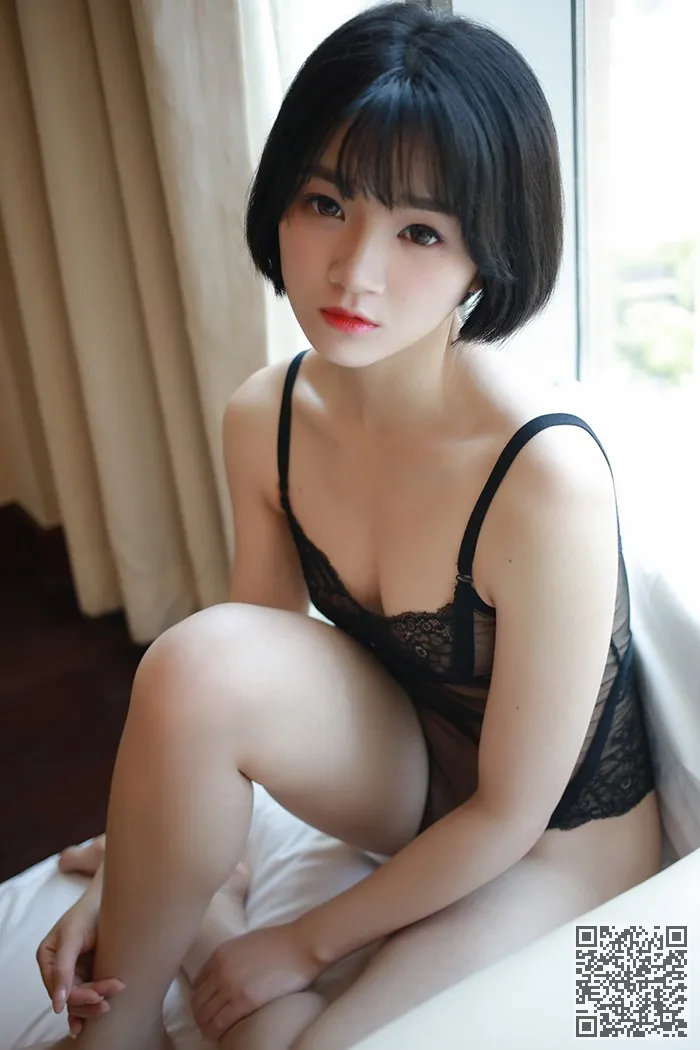 甜美女孩悦你们妖精白色树干引发的爱、少女、悦爷、胴体