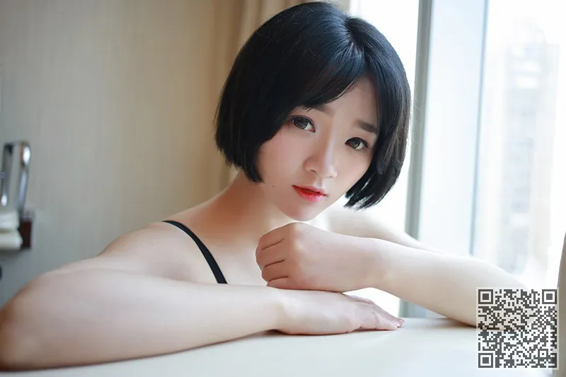 甜美女孩悦你们妖精白色树干引发的爱、少女、悦爷、胴体