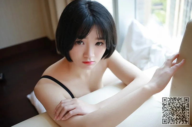 甜美女孩悦你们妖精白色树干引发的爱、少女、悦爷、胴体
