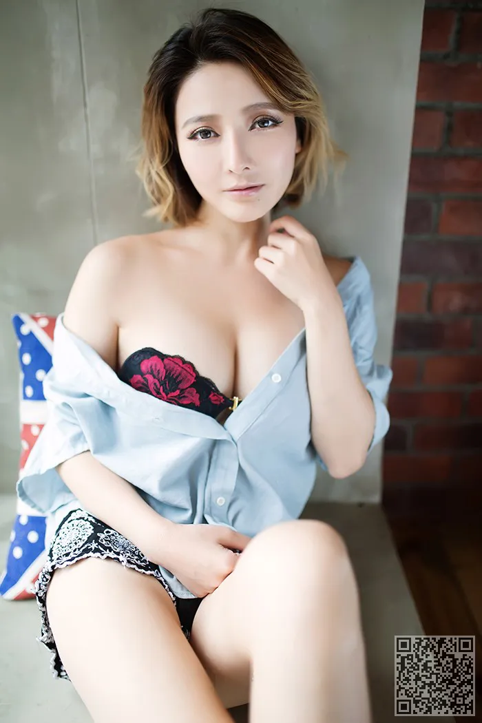 日本的老湿性感内衣秀浩boo感到自豪、翘臀、老湿、豪乳