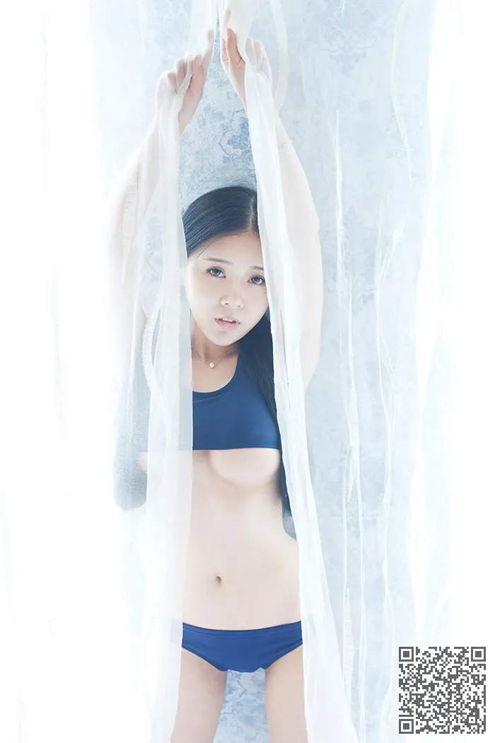跳舞的孔雀乳房成形术蕾丝连身裤酒店大胆玩拍照、童颜巨乳、蕾丝、连体衣