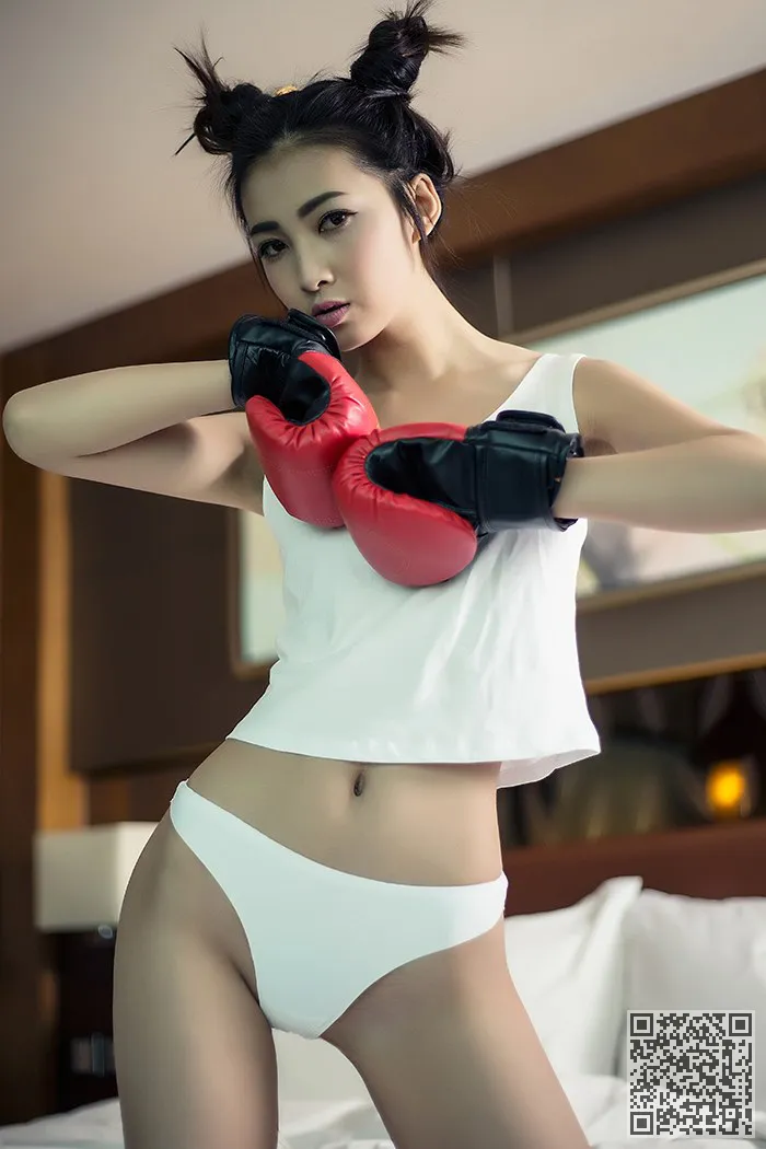 部长的妹妹小michille黑丝腿制服诱惑、制服诱惑、秘书、美腿、黑丝