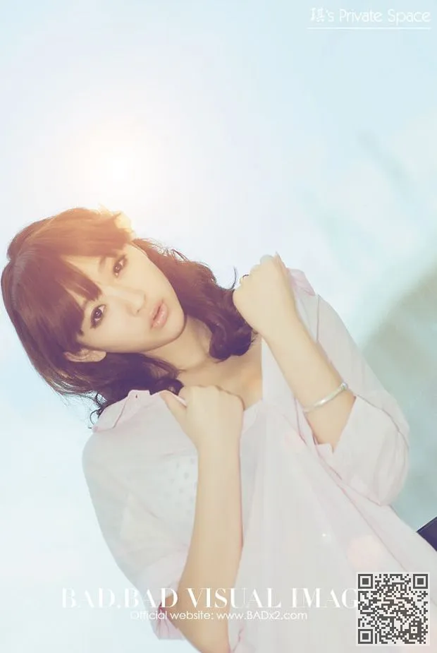 高清美女摄影《琪の私人空间》
