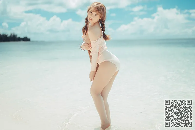 菠萝社美女老板柳侑绮童颜巨乳很吸睛
