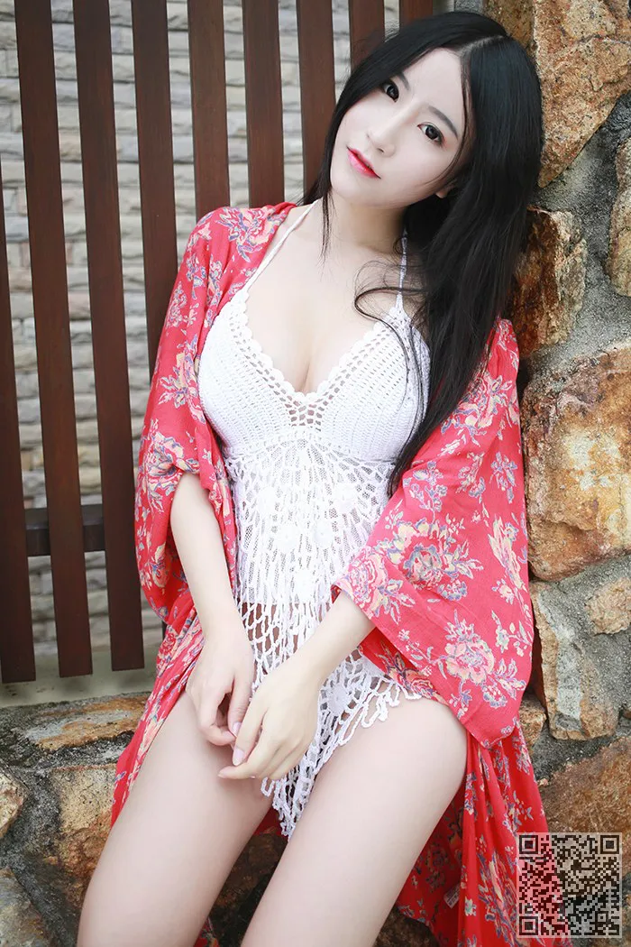 挑衅的气质美谢主任朱之鑫郝乳房暴露诱惑、佳人、谢芷馨、豪乳